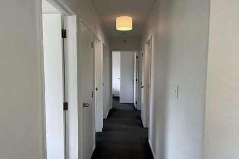 Photo of property in 1/30 Candia Road, Swanson, Auckland, 0614