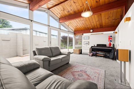 Photo of property in 5 Saint Hill Lane, Havelock North, 4130