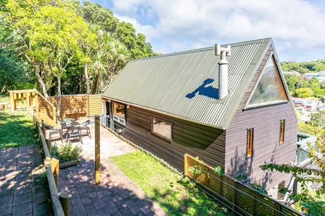 Photo of property in 4/8 Elphinstone Avenue, Strathmore Park, Wellington, 6022