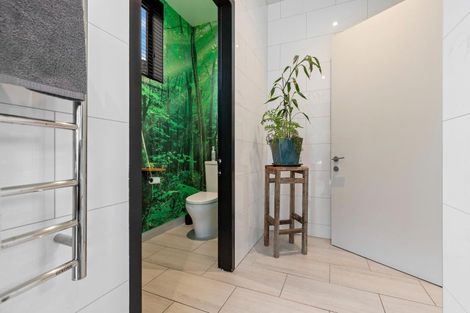 Photo of property in 46 Tui Drive, Mount Creighton, Queenstown, 9371