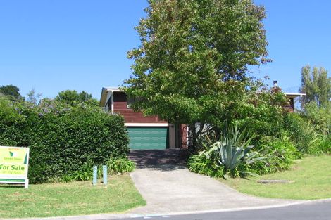 Photo of property in 4 Glenvar Road, Torbay, Auckland, 0630