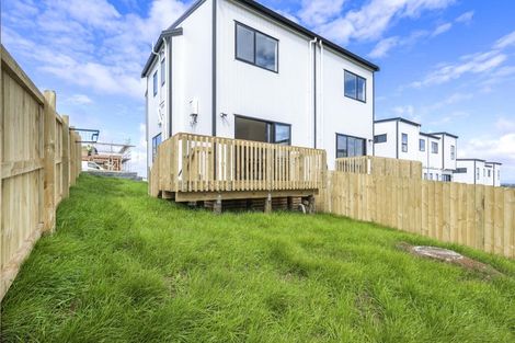 Photo of property in 39a Crestview Rise, Papakura, 2110