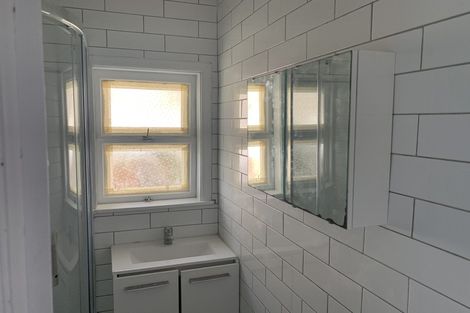 Photo of property in 11a Hill Crescent, Papakura, 2110