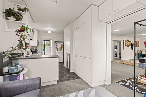 Photo of property in 9 Hannah Place, Redwood, Christchurch, 8051