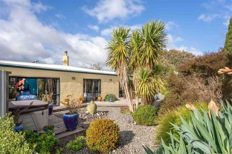 Photo of property in 18 Paetawa Road, Peka Peka, Waikanae, 5391