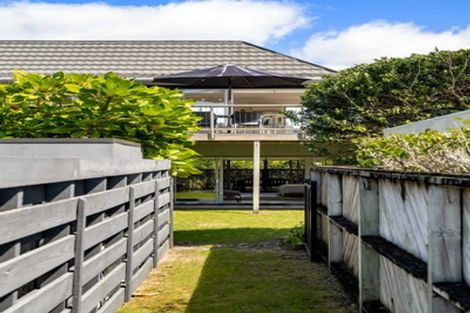 Photo of property in 10 Easdale Place, Pauanui, Hikuai, 3579
