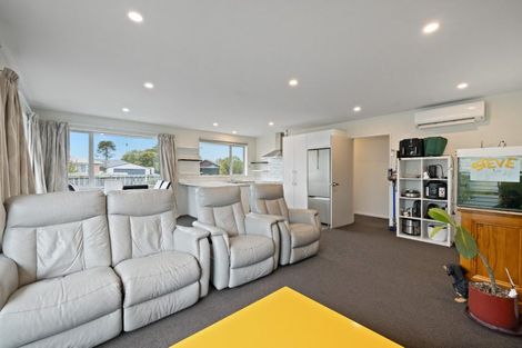 Photo of property in 39 Baynes Street, Burwood, Christchurch, 8083