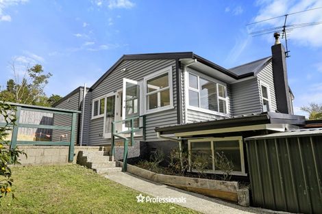 Photo of property in 21 Kennedy Grove, Stokes Valley, Lower Hutt, 5019