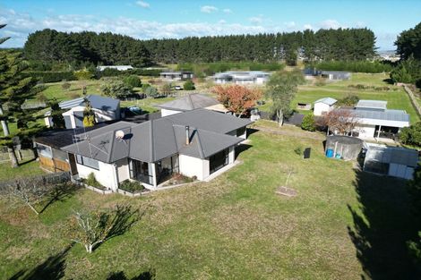 Photo of property in 131 Palmer Road, Foxton Beach, Foxton, 4891