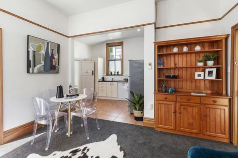 Photo of property in 131 Elizabeth Street, Mount Victoria, Wellington, 6011