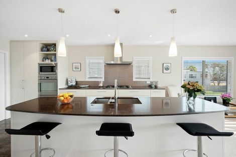 Photo of property in 1/5 Gulf Crest, Bucklands Beach, Auckland, 2012