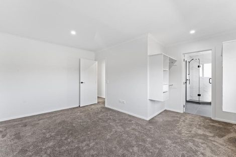 Photo of property in 30 Opaheke Road, Papakura, 2110