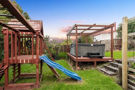 Photo of property in 92 Gallony Avenue, Massey, Auckland, 0614