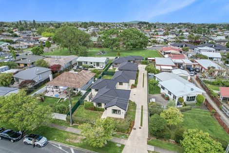 Photo of property in 2/5 Mahana Road, Saint Andrews, Hamilton, 3200