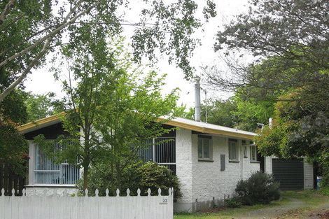 Photo of property in 23 Clivedon Place, Redwood, Christchurch, 8051