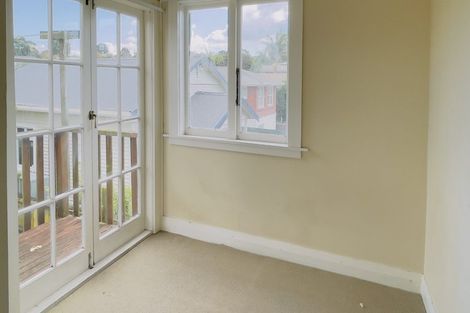 Photo of property in 26 Hamlin Road, Mount Wellington, Auckland, 1060