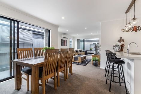 Photo of property in 53 Crown Street, Papamoa, 3118