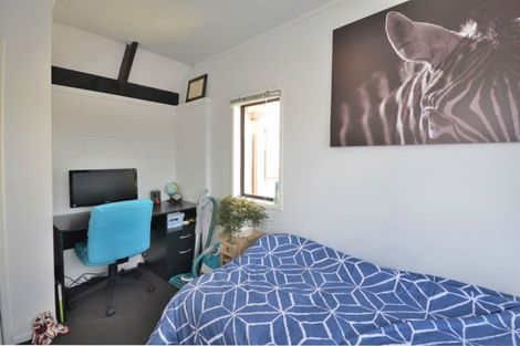 Photo of property in 2/506 Devonport Road, Tauranga South, Tauranga, 3112