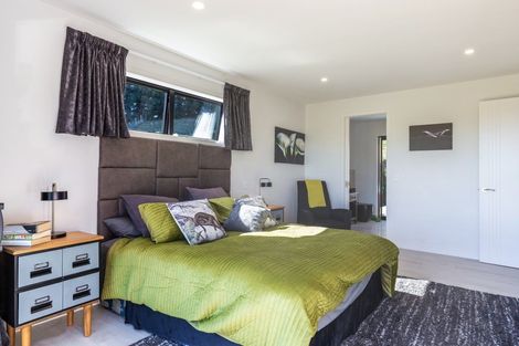 Photo of property in 21 Ramsay Drive, Acacia Bay, Taupo, 3385