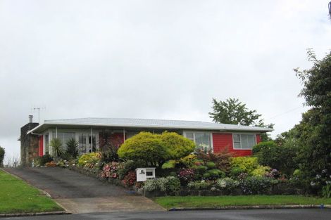 Photo of property in 10 Tahuna Place, Onerahi, Whangarei, 0110