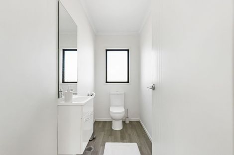 Photo of property in 2/19 Dowding Street, Melville, Hamilton, 3206