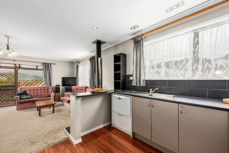 Photo of property in 1/20 Gentian Street, Timberlea, Upper Hutt, 5018