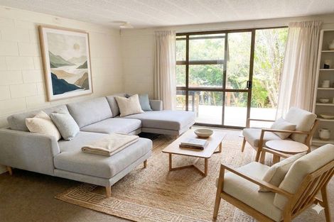 Photo of property in 25 Verbena Road, Birkdale, Auckland, 0626