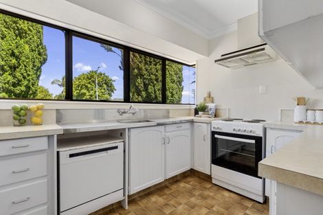 Photo of property in 111 Kings Avenue, Matua, Tauranga, 3110