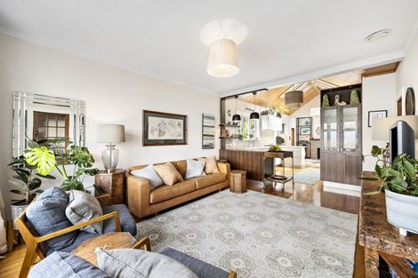 Photo of property in 152 Grafton Road, Roseneath, Wellington, 6011