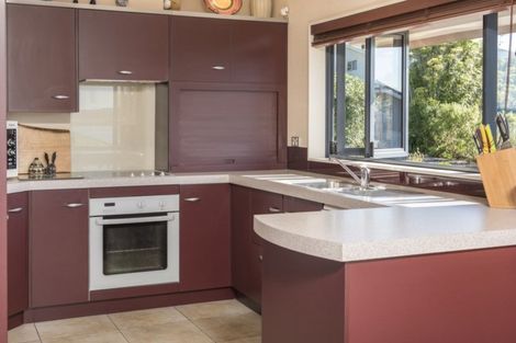 Photo of property in 3 Kinder Street, Acacia Bay, Taupo, 3330
