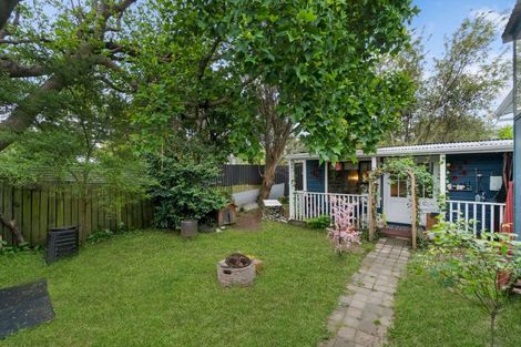 Photo of property in 19 Aorangi Road, Paraparaumu, 5032