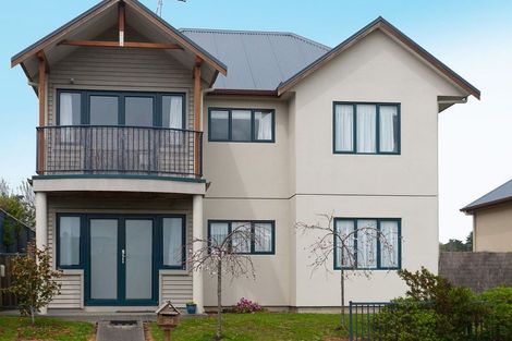 Photo of property in 129 Fernhill Way, Oteha, Auckland, 0632