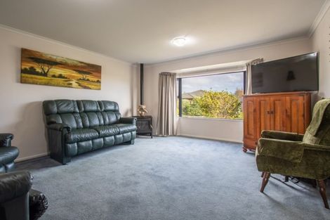 Photo of property in 3 Brookfield Place, Paraparaumu, 5032