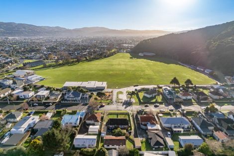 Photo of property in 193a Whites Line East, Waiwhetu, Lower Hutt, 5010