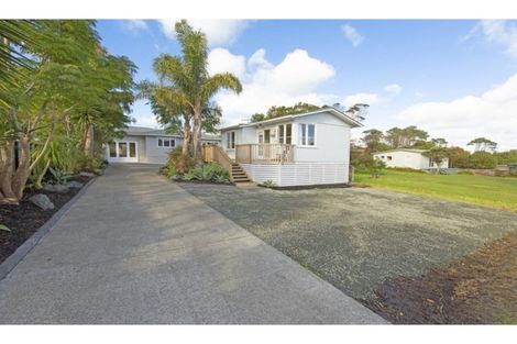 Photo of property in 25 Brandon Road, Manly, Whangaparaoa, 0930