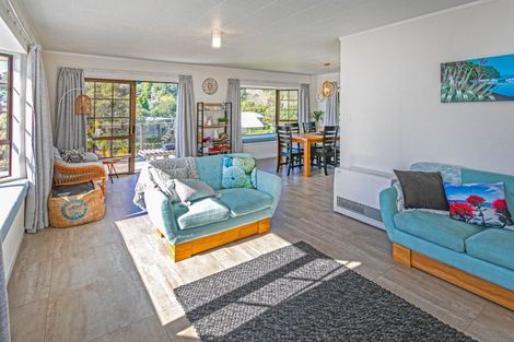 Photo of property in 216 Russell Bruce Place, Onemana, Whangamata, 3691