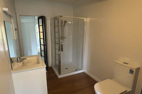 Photo of property in 10 Seaview Road, Milford, Auckland, 0620