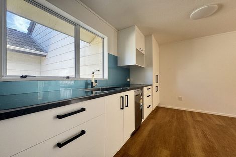 Photo of property in 18b Bracken Road, Newlands, Wellington, 6037