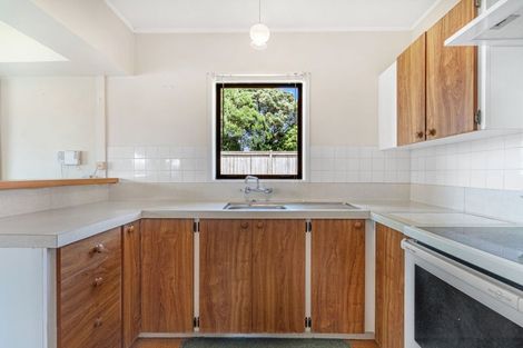 Photo of property in 70 Sandspit Road, Waiuku, 2123