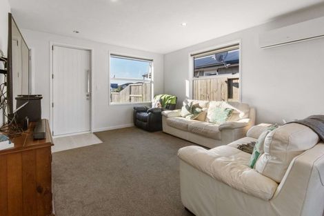 Photo of property in 79 Te Kio Crescent, Papamoa Beach, Papamoa, 3118