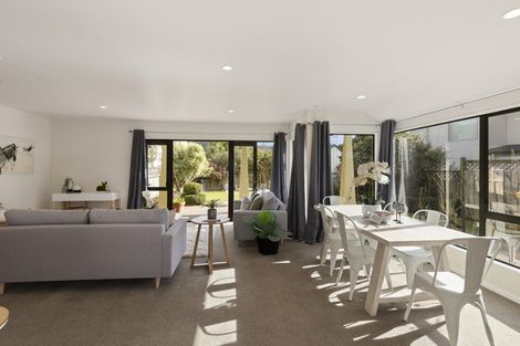 Photo of property in 21b Manuka Street, Stokes Valley, Lower Hutt, 5019