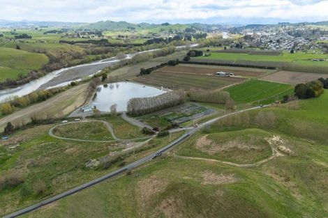 Photo of property in 209 Pourerere Road, Waipawa, 4271