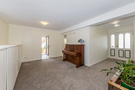Photo of property in 76a Brian Crescent, Stanmore Bay, Whangaparaoa, 0932