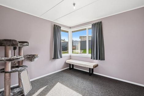 Photo of property in 12 Charles Street, East Gore, Gore, 9710