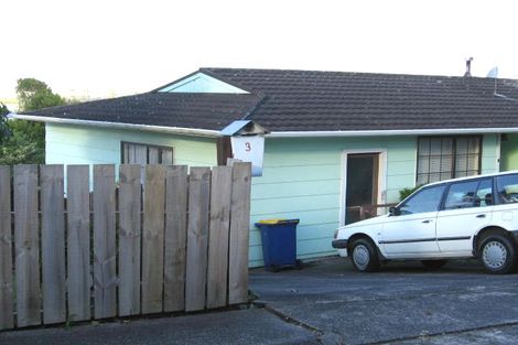 Photo of property in 3 Denarius Lane, Glendene, Auckland, 0602