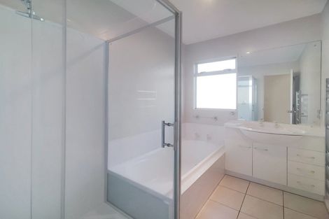 Photo of property in 11b Cheval Place, Taradale, Napier, 4112