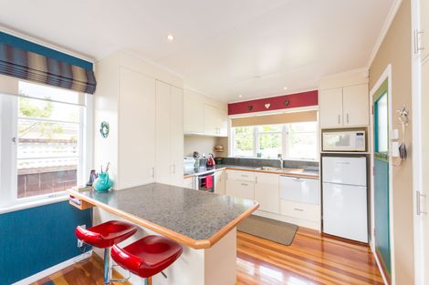 Photo of property in 3 Wincanton Place, Awapuni, Palmerston North, 4412