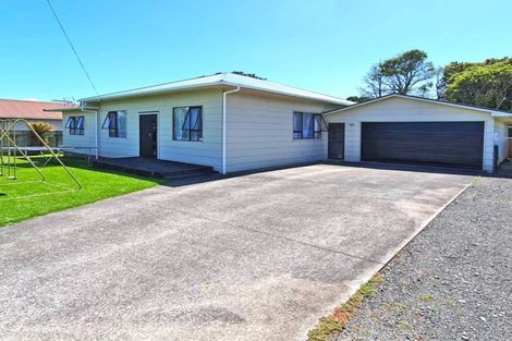 Photo of property in 8 Harris Street, Waitara, 4320