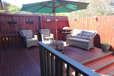 Photo of property in 11 Te Awa Street, Foxton Beach, Foxton, 4815