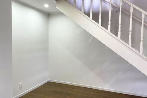 Photo of property in 1/4 Manuka Road, Glenfield, Auckland, 0629